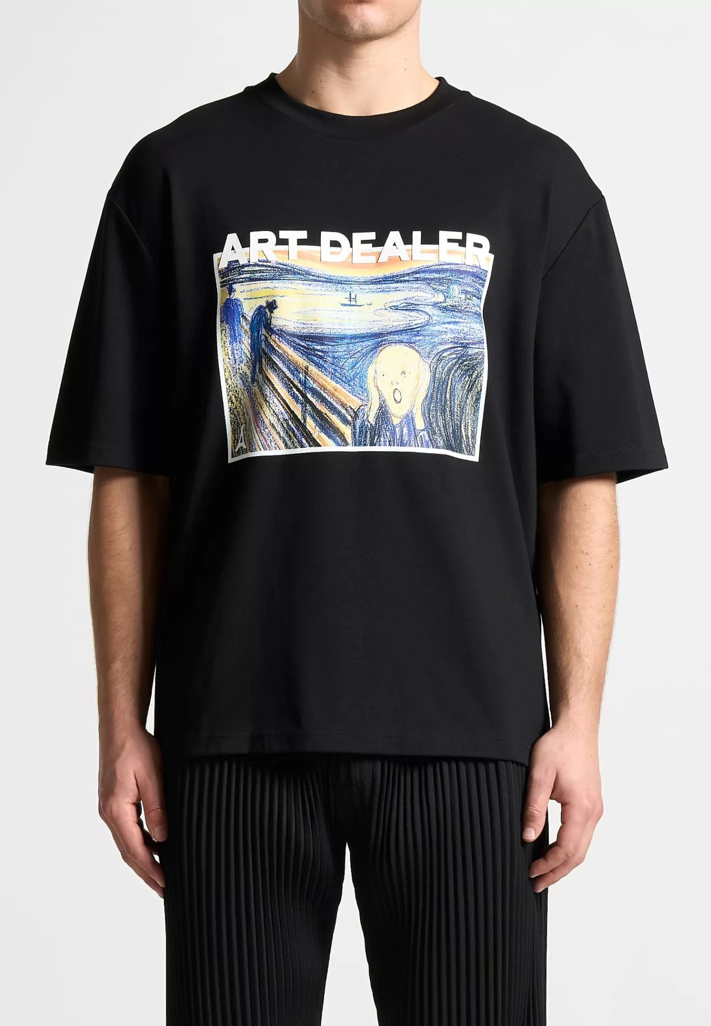 Art Dealer Graphic T-Shirt - -Manière De Voir Best