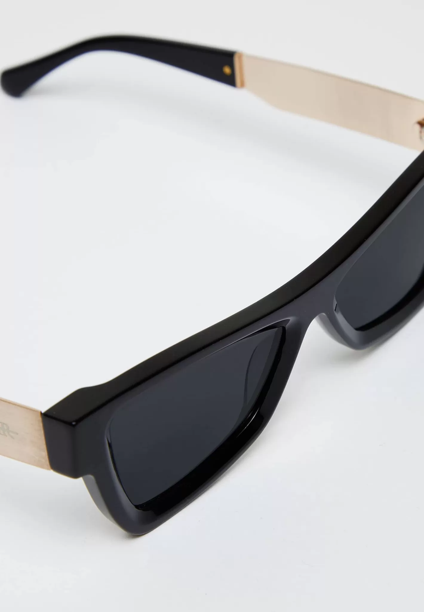 Corsica Sunglasses - Gloss Black-Manière De Voir Hot