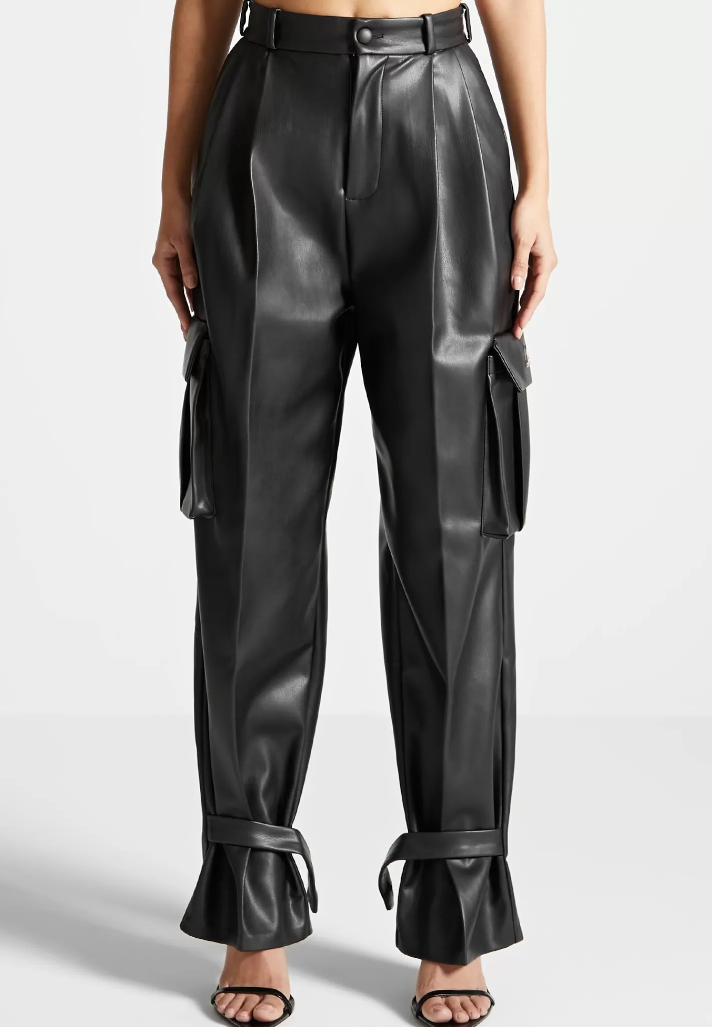 Vegan Leather Pleated Cargo Trousers - -Manière De Voir Online